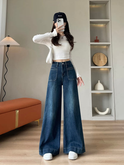 YEEYEEWang 빈티지 블루 와이드레그 진, 아시안 핏 컷, 모델 전면 라이프스타일 룩।